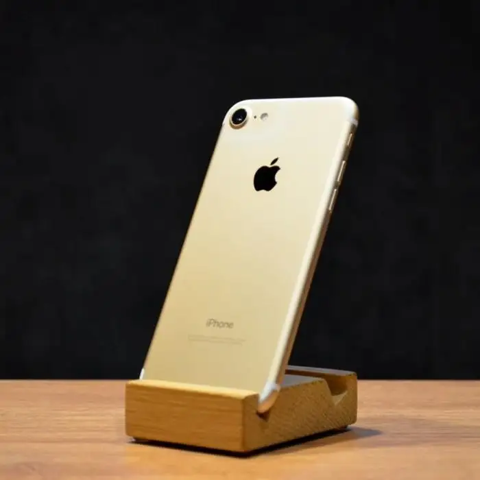 Купить б/у iPhone 128GB (Gold) новый или б/у по низкой цене в Киеве ➤➤➤